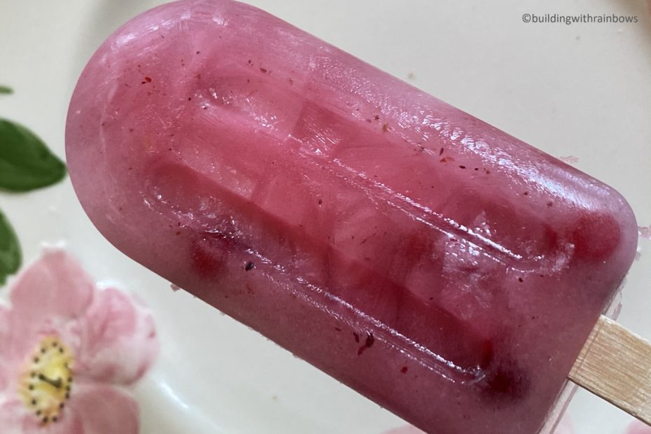 easy lemonade popsicle