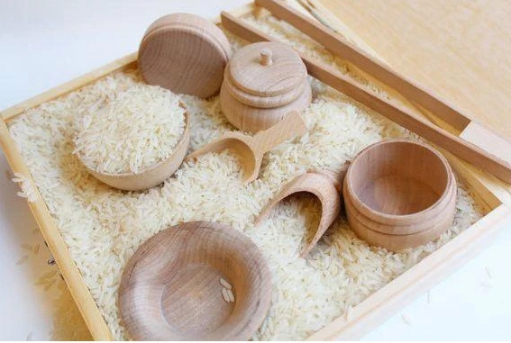 sensory tray with rice gift reccomendation